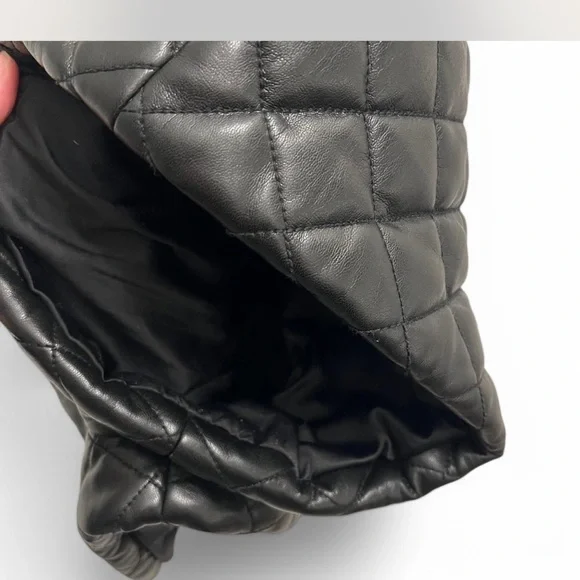 Tularosa Black Quilted vegan leather Shorts size small - Picture 8 of 8